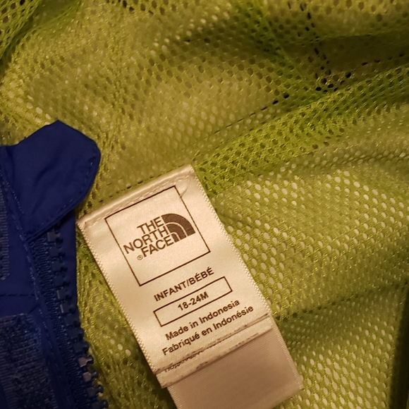 North Face Light Jacket (wind breaker) - Picture 2 of 2
